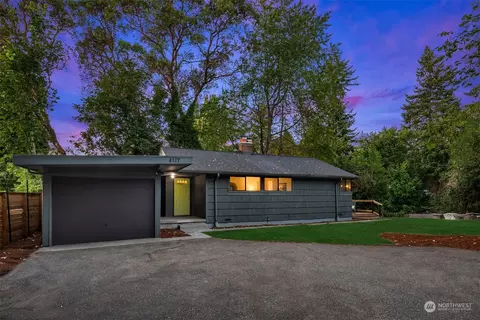 4117 SW Webster St, Seattle, WA 98136