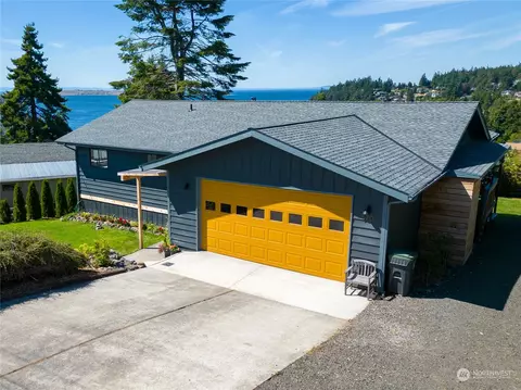 370 Dennis Blvd, Port Townsend, WA 98368