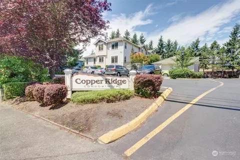 7031 196th St SW #B201, Lynnwood, WA 98036