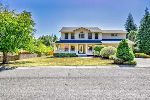 1962 NE Laurie Vei Loop, Poulsbo, WA 98370
