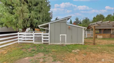 13216 145th Avenue Ct E, Orting, WA 98360 photo 37