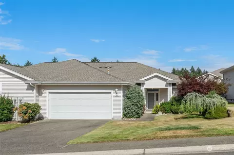 6913 90th Avenue Ct SW, Lakewood, WA 98498