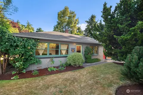 10321 SW 116th Pl, Vashon, WA 98070