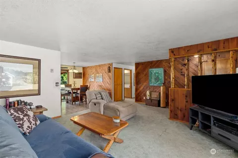 Living - 434 Cispus Rd, Randle, WA 98377 photo 2 of 4