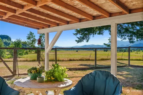 Exterior - 434 Cispus Rd, Randle, WA 98377 photo 4 of 9