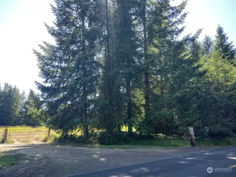 341 Frank Smith Rd, Toutle, WA 98649