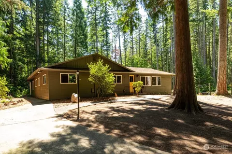 4903 Pinewood Cir, Langley, WA 98260