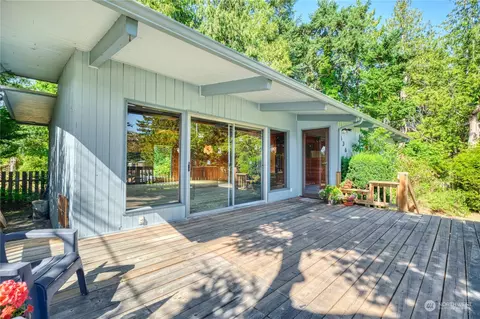 636 Largaud, Point Roberts, WA 98281