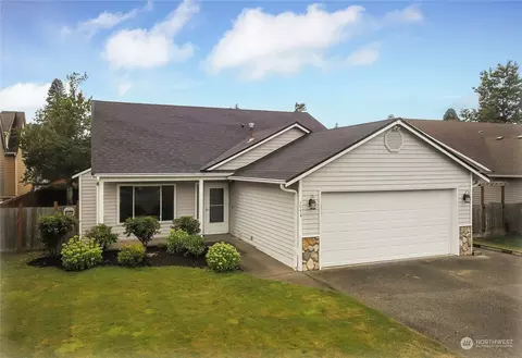 1774 Garfield St, Enumclaw, WA 98022