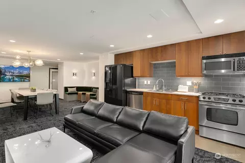76 Cedar St #102, Seattle, WA 98121 photo 25