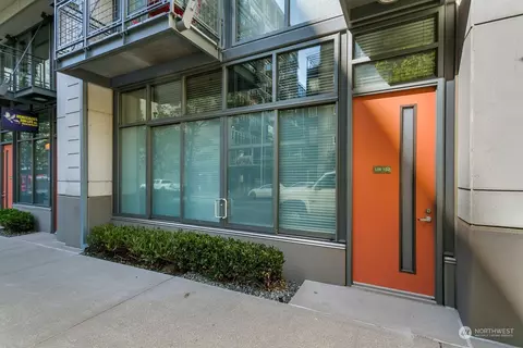 76 Cedar St #102, Seattle, WA 98121