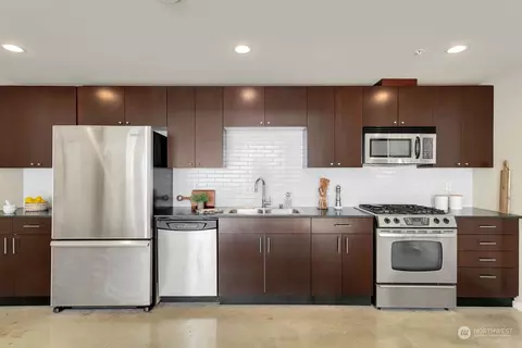 76 Cedar St #102, Seattle, WA 98121 photo 7