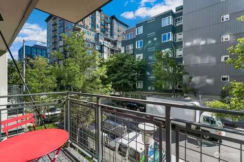 76 Cedar St #102, Seattle, WA 98121 photo 20