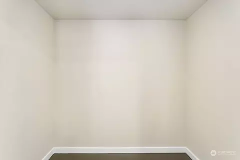76 Cedar St #102, Seattle, WA 98121 photo 17