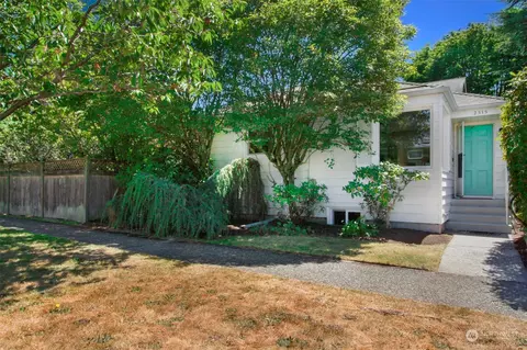 2515 NW 75th St, Seattle, WA 98117