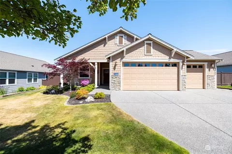 1143 Chestnut Loop, Mount Vernon, WA 98274