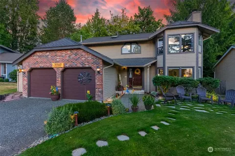 22117 NE 10th Pl, Sammamish, WA 98074