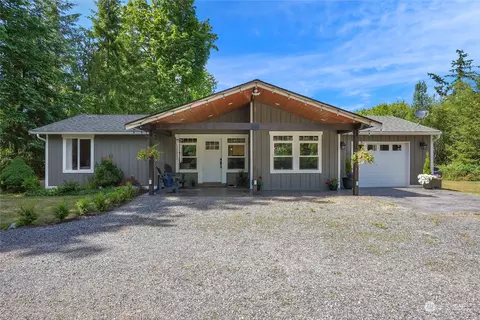 6726 Happy Hollow Rd, Stanwood, WA 98292