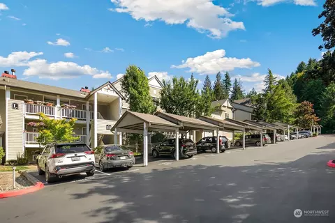 18501 SE Newport Way #L349, Issaquah, WA 98027