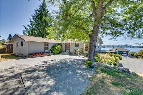 11401 N Lakeshore Dr, Lake Stevens, WA 98258