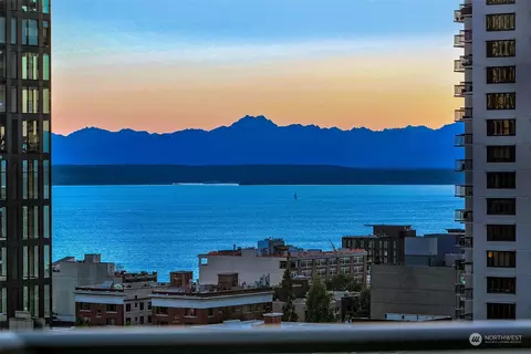 1920 4th Ave #1502, Seattle, WA 98101