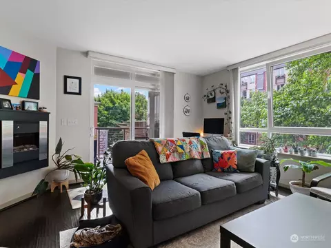 1530 NW Market St #305, Seattle, WA 98107
