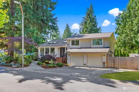 17118 NE 98th Ct, Redmond, WA 98052