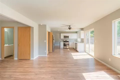 5706 227th St E, Spanaway, WA 98387 photo 11