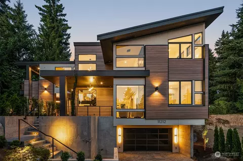 11212 NE 103rd Pl, Kirkland, WA 98033