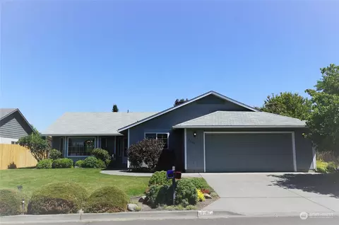 2101 Gemstone Dr, Walla Walla, WA 99362