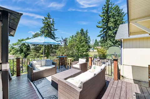 1017 E Smith St, Kent, WA 98030 photo 2