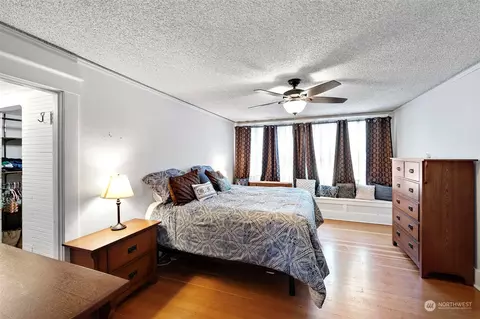 1017 E Smith St, Kent, WA 98030 photo 8