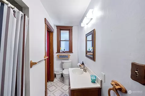 1017 E Smith St, Kent, WA 98030 photo 12