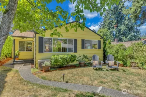 3515 SW Southern St, Seattle, WA 98126