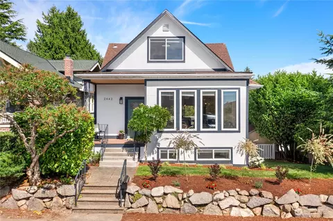 2642 50th Ave SW, Seattle, WA 98116