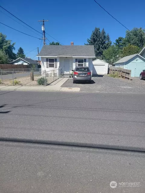 321 NW 3rd Ave, Ephrata, WA 98823