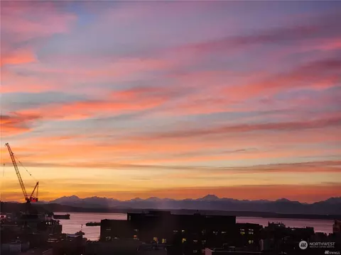 450 S Main St #1509, Seattle, WA 98104