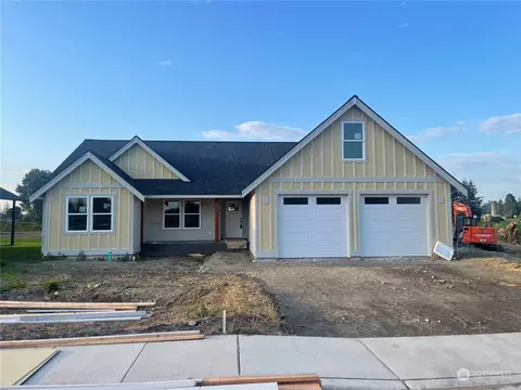 205 Brentwood Dr, Nooksack, WA 98276