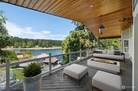 4917 28th St NW, Gig Harbor, WA 98335