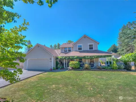 2840 Mchugh Ave, Enumclaw, WA 98022