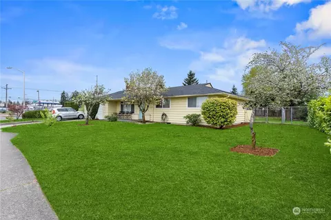 5204 108th St SW, Lakewood, WA 98499