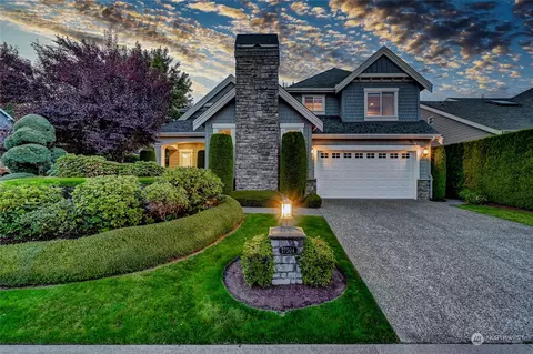 27504 SE 28th Ct, Sammamish, WA 98075