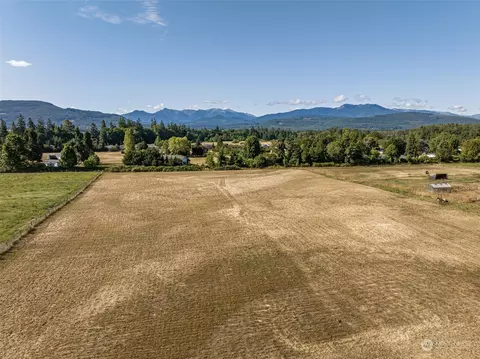 1575 W Hendrickson Rd, Sequim, WA 98382 photo 9