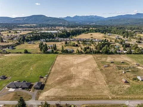 1575 W Hendrickson Rd, Sequim, WA 98382 photo 7