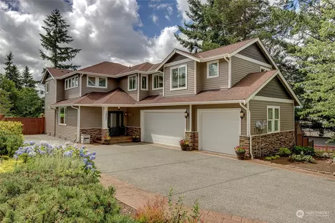 16951 NE 88th St, Redmond, WA 98052