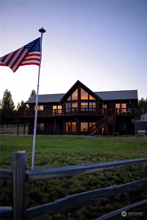 170 Summer Rd, Tonasket, WA 98855