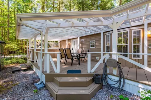 298 Schinn Canyon Dr, Deming, WA 98244