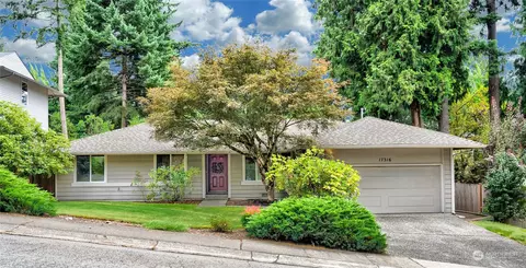 17316 NE 85th Pl, Redmond, WA 98052