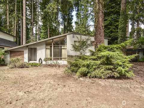 1631 153rd Ave SE, Bellevue, WA 98007