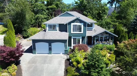924 S 38th Pl, Mount Vernon, WA 98274